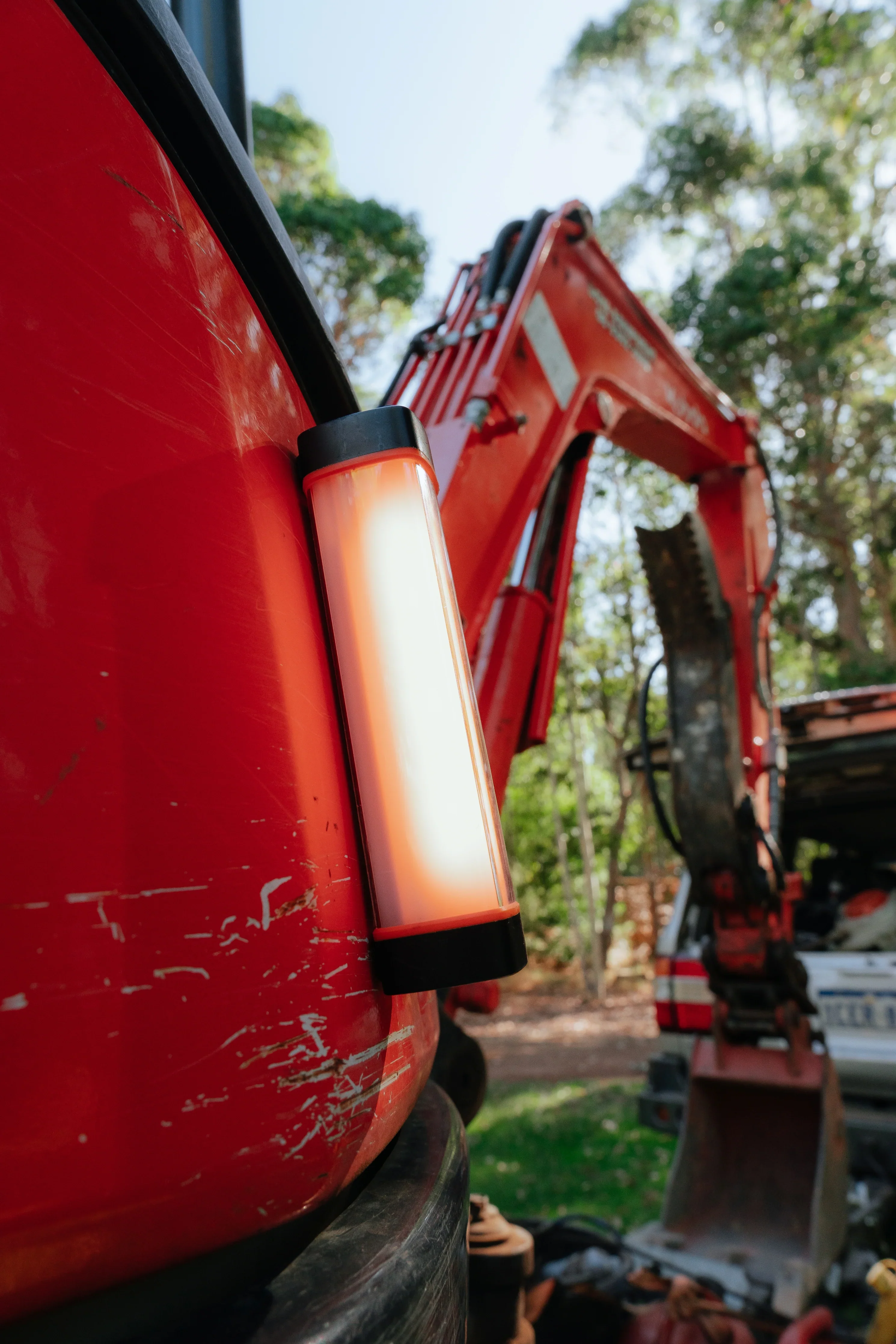 WILDTRAK Base 150 Twin Pack Rechargeable Light Plus Power Bank - CA7410 - Image 5